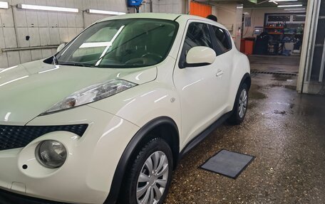 Nissan Juke II, 2011 год, 1 150 000 рублей, 2 фотография