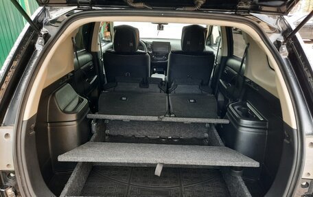 Mitsubishi Outlander III рестайлинг 3, 2014 год, 1 550 000 рублей, 15 фотография