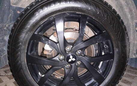 Mitsubishi Outlander III рестайлинг 3, 2014 год, 1 550 000 рублей, 17 фотография