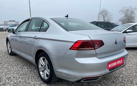 Volkswagen Passat B8 рестайлинг, 2021 год, 2 595 000 рублей, 4 фотография