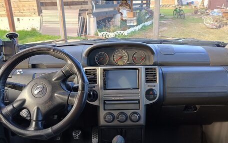 Nissan X-Trail, 2005 год, 550 000 рублей, 10 фотография