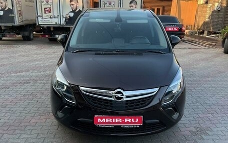 Opel Zafira C рестайлинг, 2012 год, 1 000 000 рублей, 1 фотография