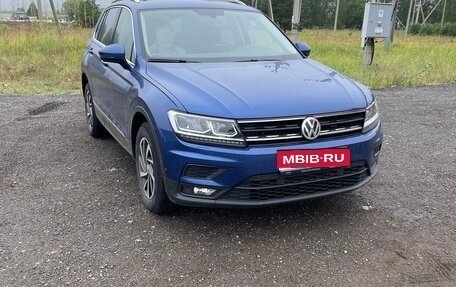 Volkswagen Tiguan II, 2018 год, 2 699 000 рублей, 1 фотография
