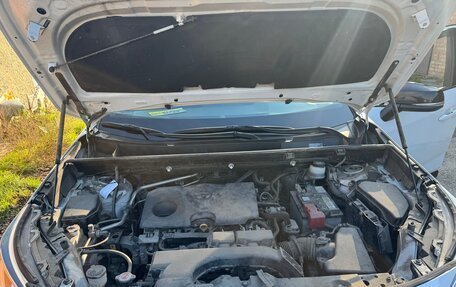 Toyota RAV4, 2021 год, 3 200 000 рублей, 10 фотография