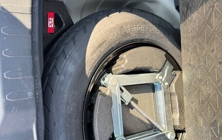 Toyota RAV4, 2021 год, 3 200 000 рублей, 9 фотография