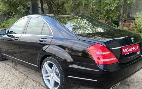 Mercedes-Benz S-Класс, 2009 год, 1 800 000 рублей, 3 фотография