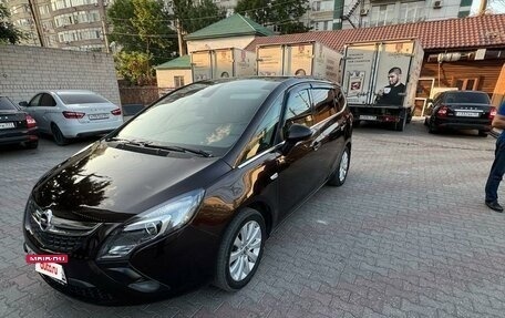 Opel Zafira C рестайлинг, 2012 год, 1 000 000 рублей, 16 фотография