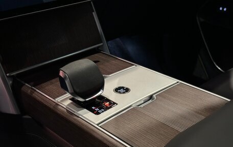 Land Rover Range Rover IV рестайлинг, 2025 год, 30 300 000 рублей, 11 фотография