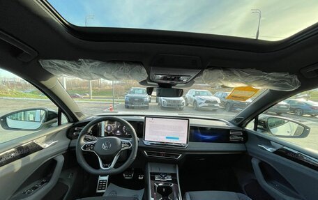 Volkswagen Tiguan, 2025 год, 4 825 000 рублей, 8 фотография