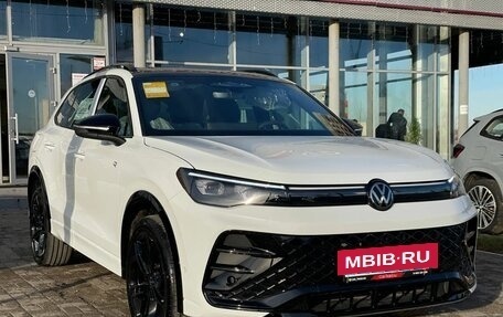 Volkswagen Tiguan, 2025 год, 4 825 000 рублей, 4 фотография