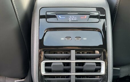 Volkswagen Tiguan, 2025 год, 4 825 000 рублей, 21 фотография