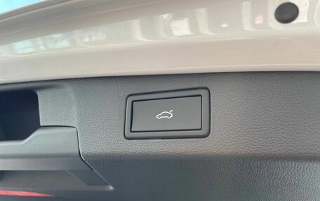 Volkswagen Tiguan, 2025 год, 4 825 000 рублей, 24 фотография