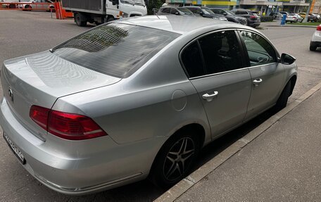 Volkswagen Passat B7, 2011 год, 700 000 рублей, 4 фотография