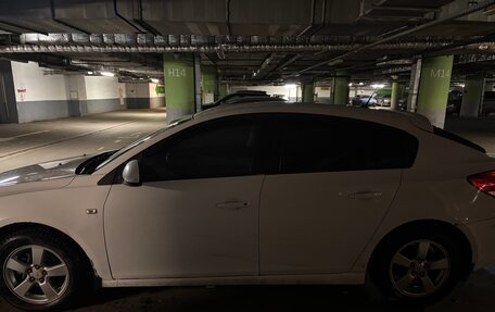 Chevrolet Cruze II, 2012 год, 590 000 рублей, 3 фотография