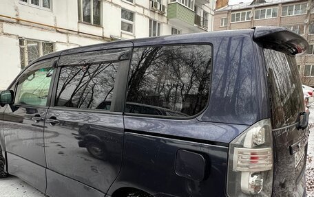 Toyota Voxy II, 2008 год, 1 400 000 рублей, 3 фотография