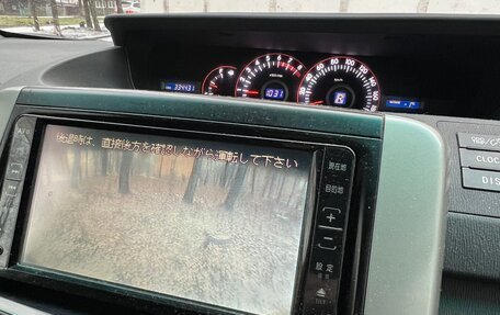 Toyota Voxy II, 2008 год, 1 400 000 рублей, 7 фотография