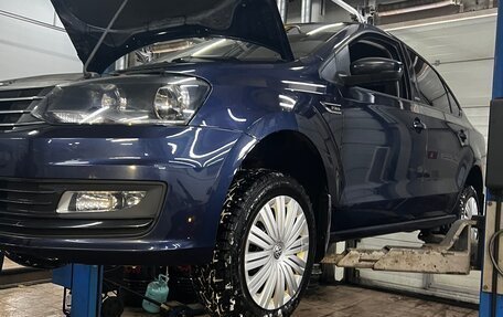 Volkswagen Polo VI (EU Market), 2017 год, 900 000 рублей, 1 фотография