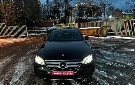 Mercedes-Benz E-Класс, 2018 год, 3 700 000 рублей, 1 фотография