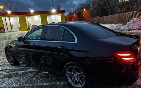 Mercedes-Benz E-Класс, 2018 год, 3 700 000 рублей, 5 фотография