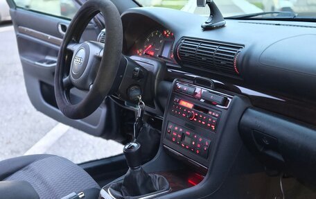 Audi A4, 2000 год, 549 000 рублей, 12 фотография