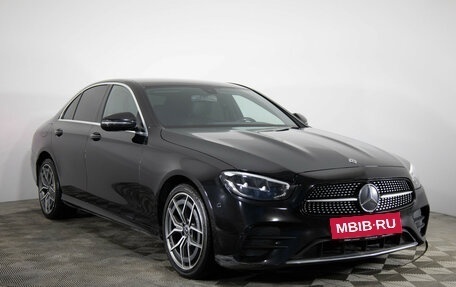 Mercedes-Benz E-Класс, 2020 год, 3 999 000 рублей, 3 фотография