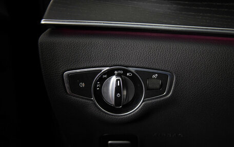 Mercedes-Benz E-Класс, 2020 год, 3 999 000 рублей, 16 фотография