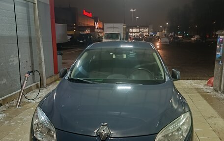 Renault Megane III, 2013 год, 799 000 рублей, 2 фотография