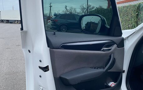 BMW X1, 2011 год, 1 400 000 рублей, 8 фотография