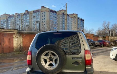 Chevrolet Niva I рестайлинг, 2006 год, 255 000 рублей, 3 фотография