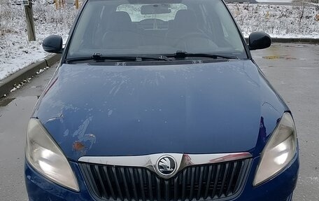 Skoda Fabia II, 2013 год, 415 000 рублей, 2 фотография