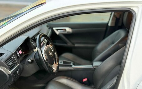 Lexus CT I рестайлинг, 2012 год, 1 595 000 рублей, 10 фотография