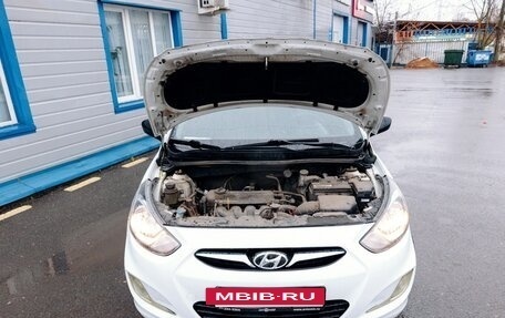 Hyundai Solaris II рестайлинг, 2014 год, 940 000 рублей, 17 фотография