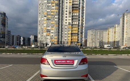 Hyundai Solaris II рестайлинг, 2016 год, 1 200 000 рублей, 3 фотография
