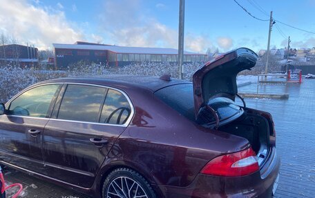 Skoda Superb III рестайлинг, 2009 год, 990 000 рублей, 5 фотография