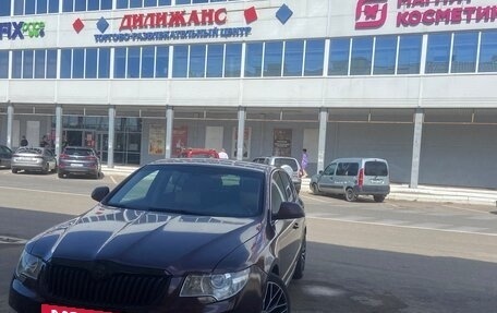 Skoda Superb III рестайлинг, 2009 год, 990 000 рублей, 10 фотография