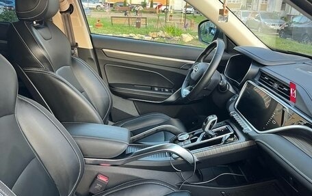 Geely Atlas, 2024 год, 2 350 000 рублей, 10 фотография