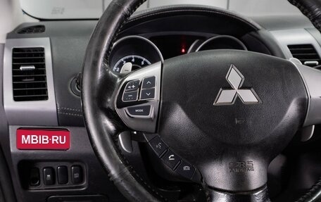 Mitsubishi Outlander III рестайлинг 3, 2011 год, 1 159 000 рублей, 12 фотография