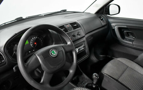 Skoda Fabia II, 2011 год, 420 000 рублей, 8 фотография