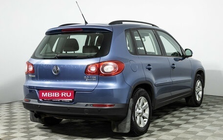 Volkswagen Tiguan I, 2011 год, 949 777 рублей, 5 фотография