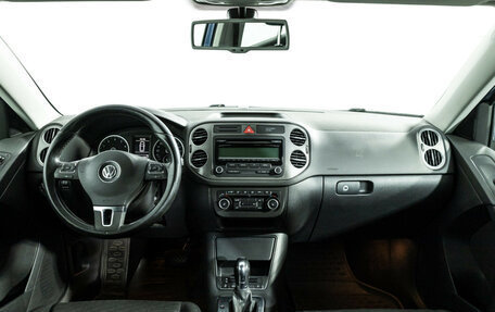 Volkswagen Tiguan I, 2011 год, 949 777 рублей, 13 фотография