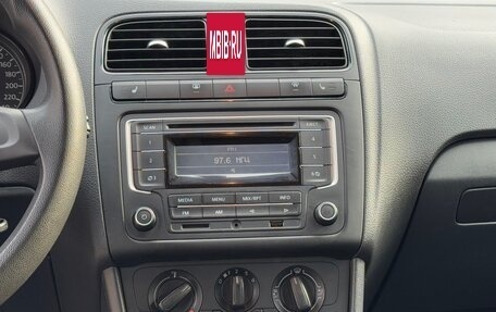 Volkswagen Polo VI (EU Market), 2015 год, 850 000 рублей, 21 фотография