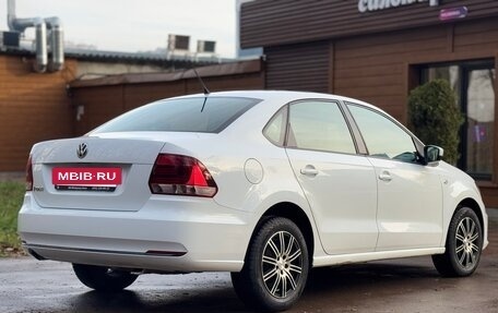 Volkswagen Polo VI (EU Market), 2015 год, 850 000 рублей, 9 фотография