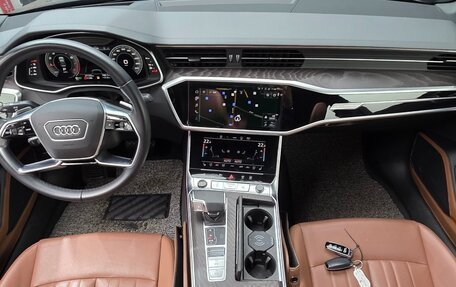 Audi A6, 2022 год, 3 850 000 рублей, 8 фотография