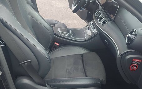 Mercedes-Benz E-Класс, 2021 год, 3 250 000 рублей, 7 фотография