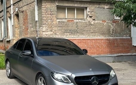 Mercedes-Benz E-Класс, 2017 год, 3 750 000 рублей, 1 фотография