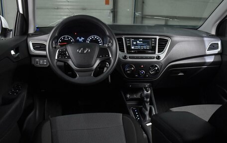 Hyundai Solaris II рестайлинг, 2021 год, 1 499 000 рублей, 6 фотография