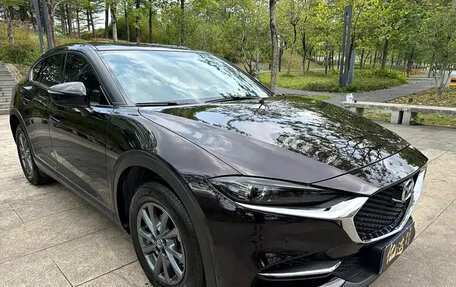 Mazda CX-4, 2021 год, 1 850 069 рублей, 3 фотография