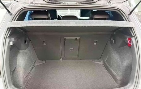 Volkswagen Golf VIII, 2022 год, 1 630 000 рублей, 21 фотография