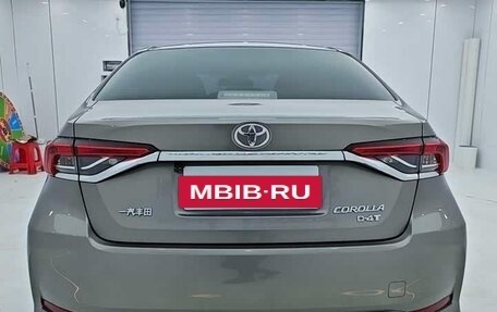 Toyota Corolla, 2022 год, 1 230 000 рублей, 10 фотография