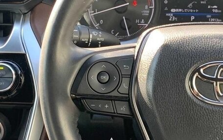 Toyota Harrier, 2020 год, 2 380 000 рублей, 16 фотография